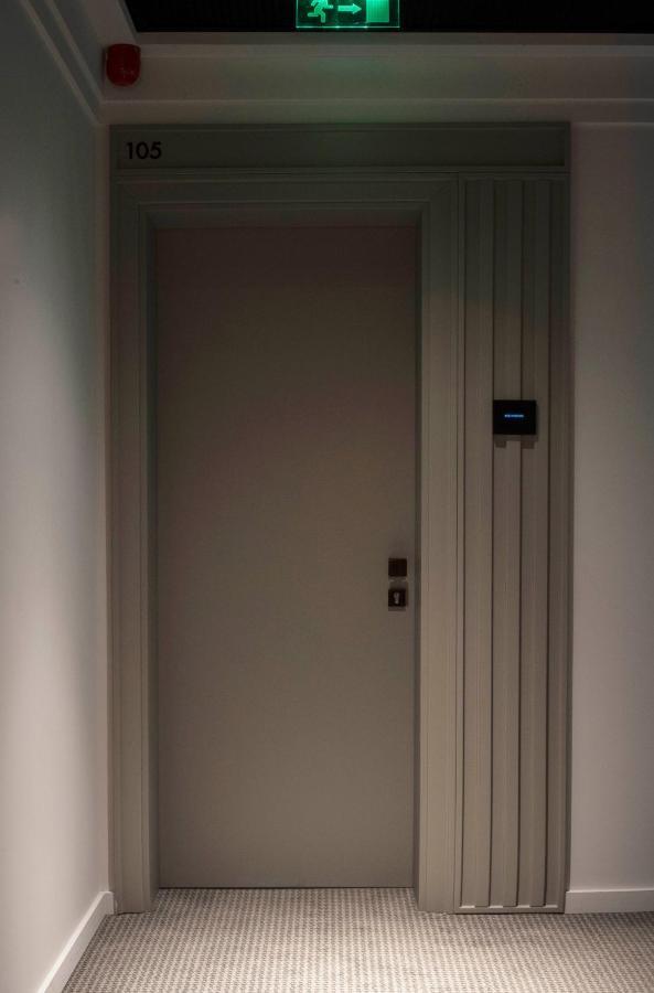 แอตลาส อพาร์ตโฮเทล Hotel เปียตราเนียมซ์ ภายนอก รูปภาพ